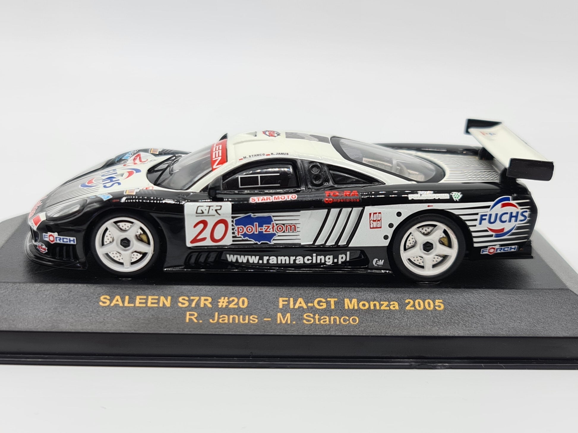 1/43 2005 Saleen S7R #20 - Monza 2005 - Janus / Stanco - IXO | Model Car