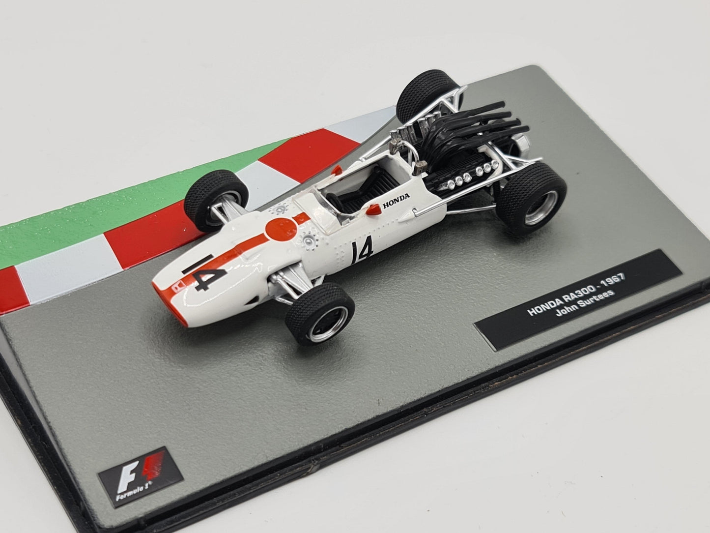 1/43 1967 Honda RA300 – John Surtees