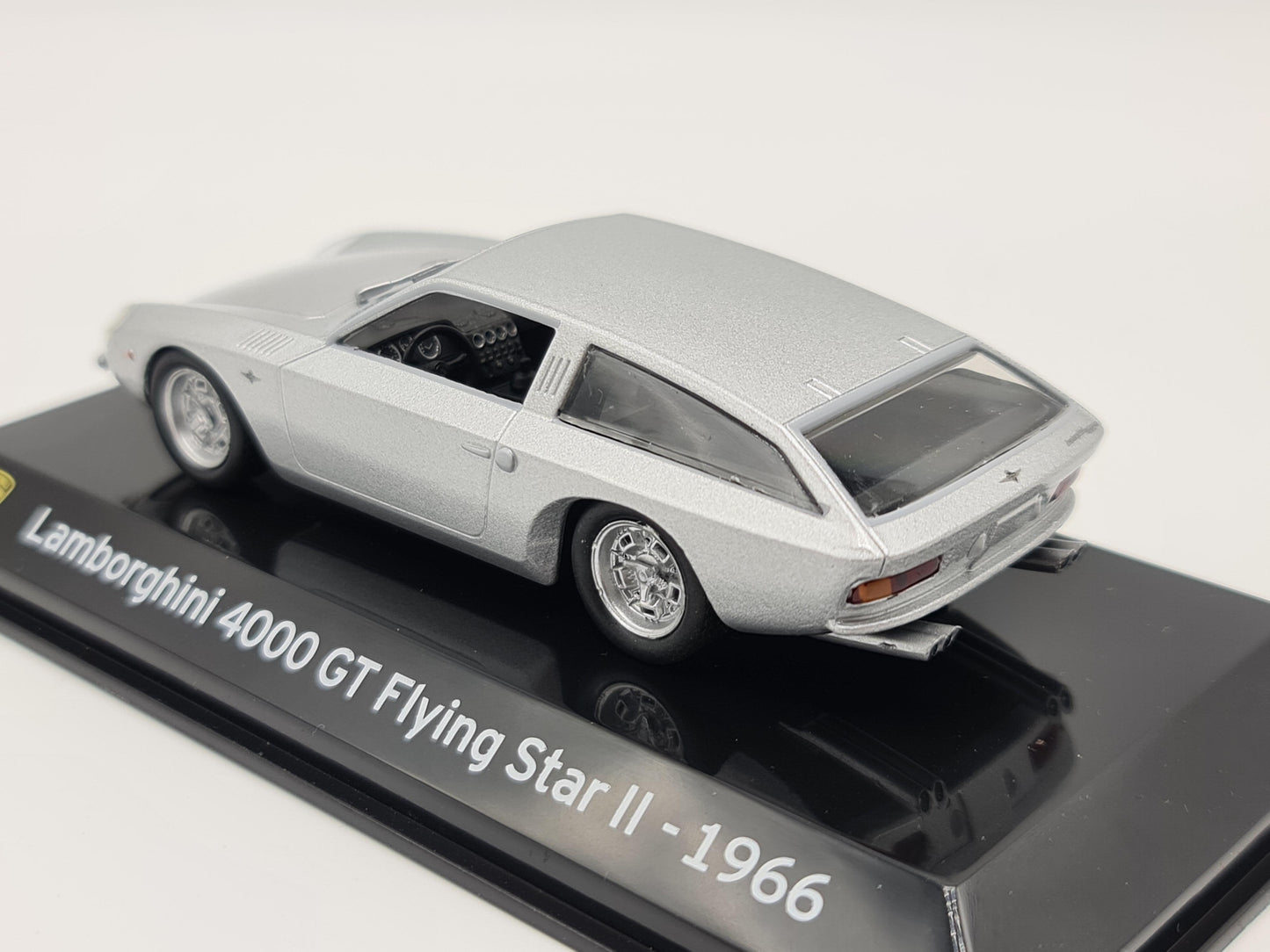 1/43 1966 Lamborghini 4000 GT Flying Star