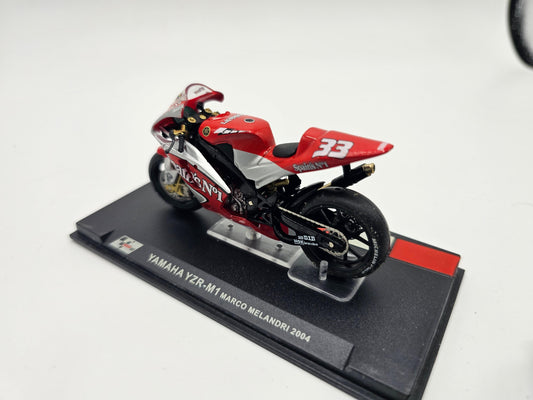 1/24 2004 Yamaha YZR-M1 - Marco Melandri | Racing Bike Model