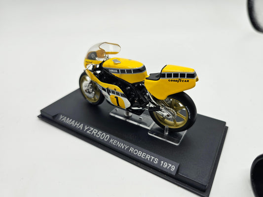 1/24 1979 Yamaha YZR500 - Kenny Roberts | Champion Racing Bikes Model