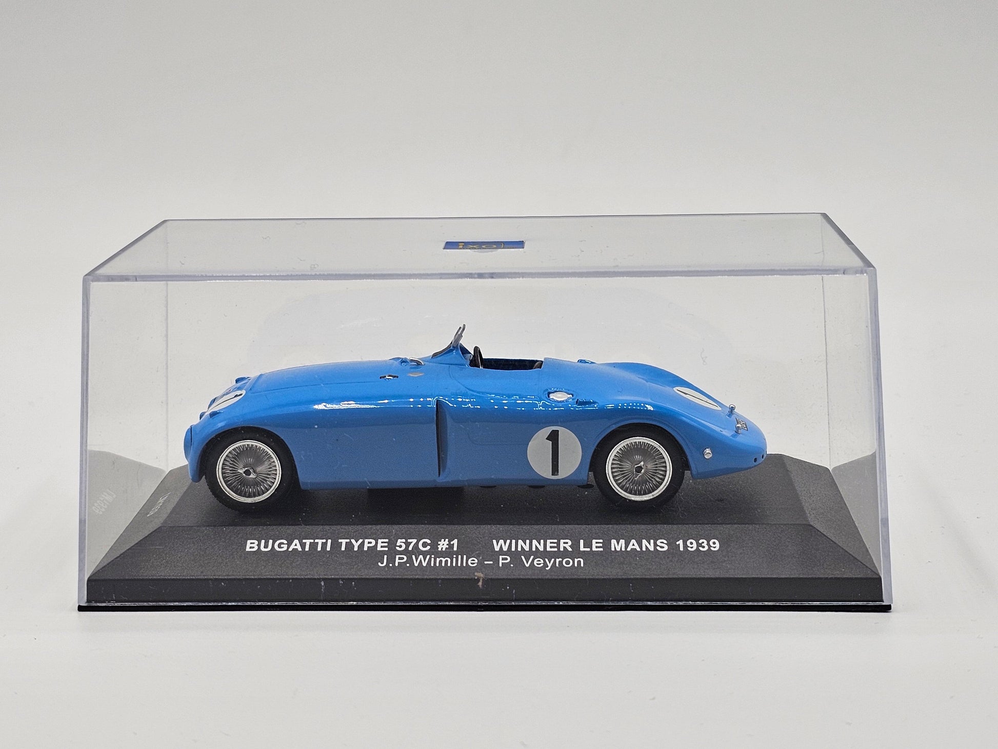 1/43 1939 Bugatti Type 57C "Tank" - Wimille / Veyron - IXO | Model Le Mans Car