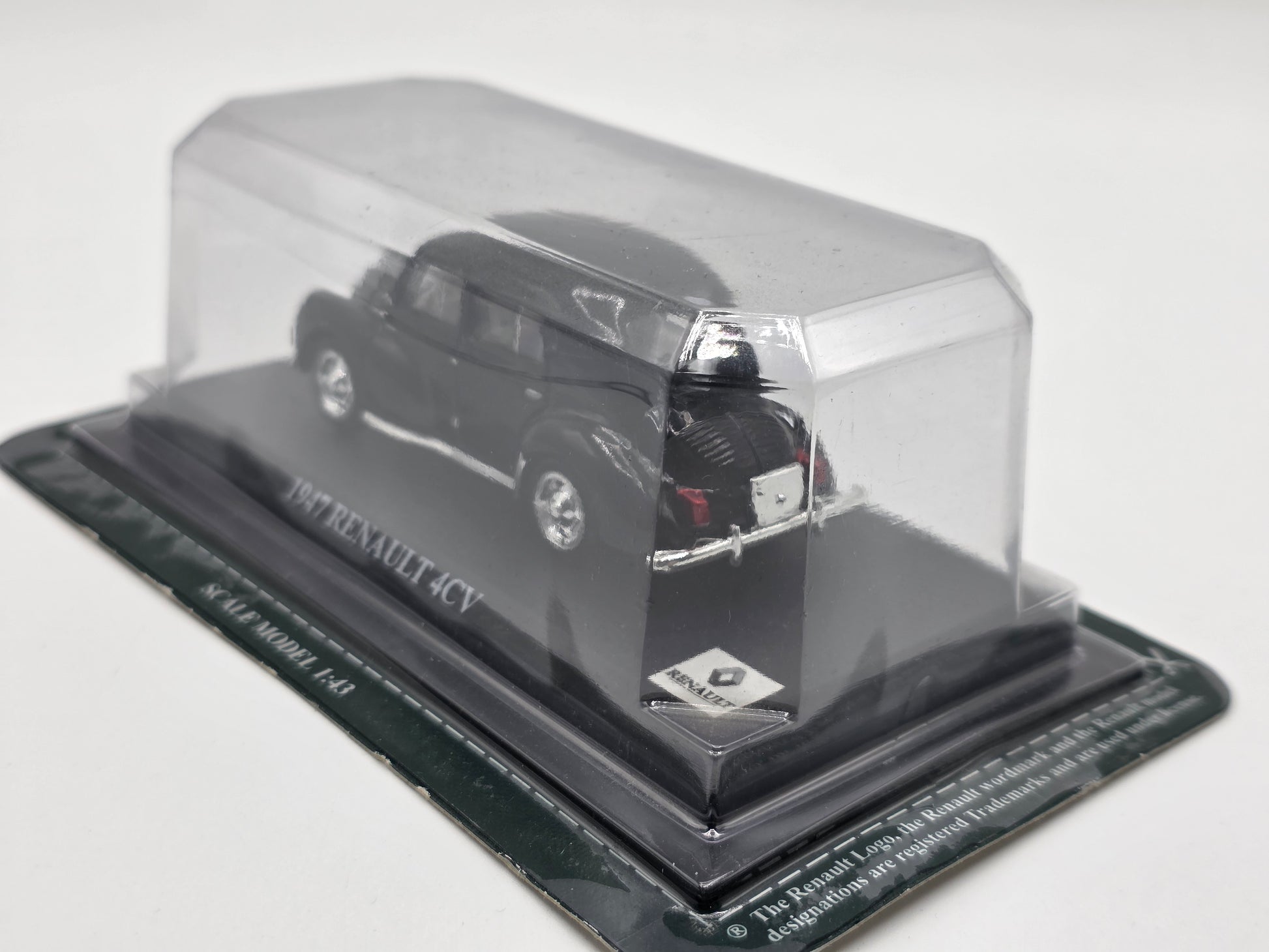 1/43 1947 Renault 4CV - Del Prado | Model Car