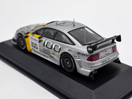 1/43 1999 Opel Calibra - 24h Nurburgring - Voker Strycek - Minichamps | Model Car