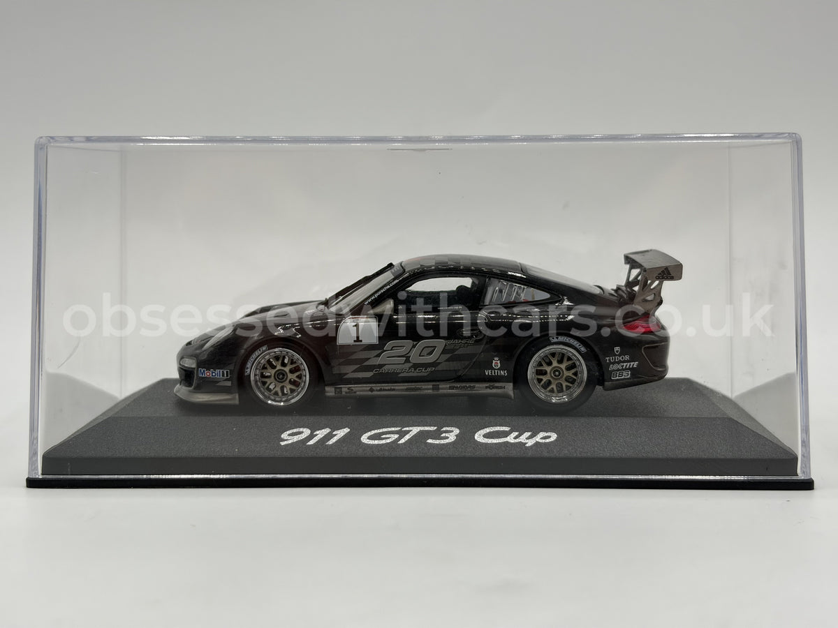 1/43 2010 Porsche 911 (997) GT3 Cup - Frédéric Makowiecki - Minichamps | Model Car