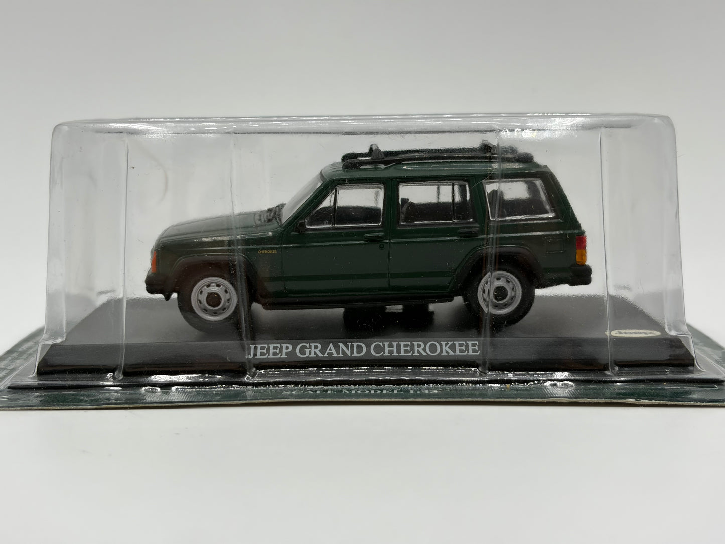 1/43 1993 Jeep Grand Cherokee - Del Prado | Model Car