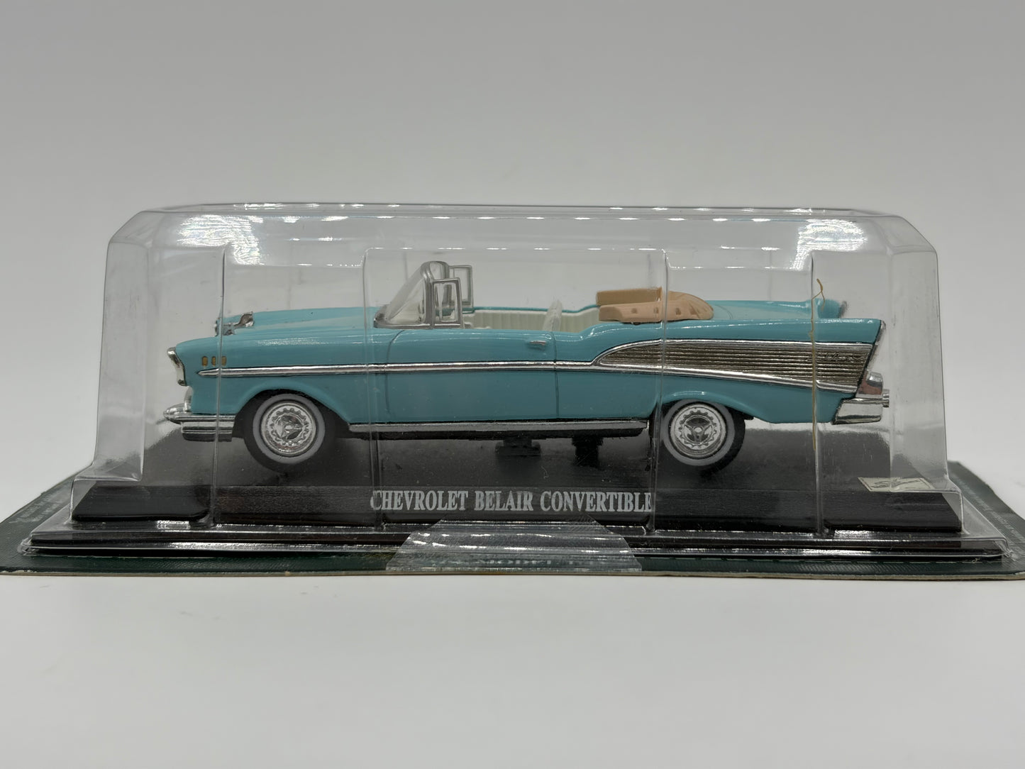 1/43 1957 Chevrolet Bel Air Convertible - Del Prado | Model Car