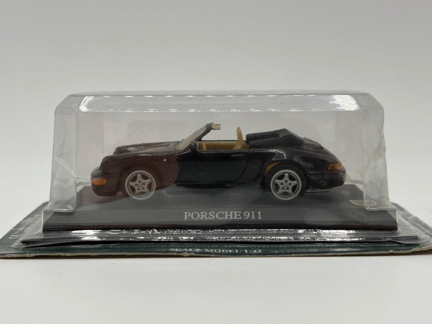 1/43 1989 Porsche 911 Cabriolet - Del Prado | Model Car