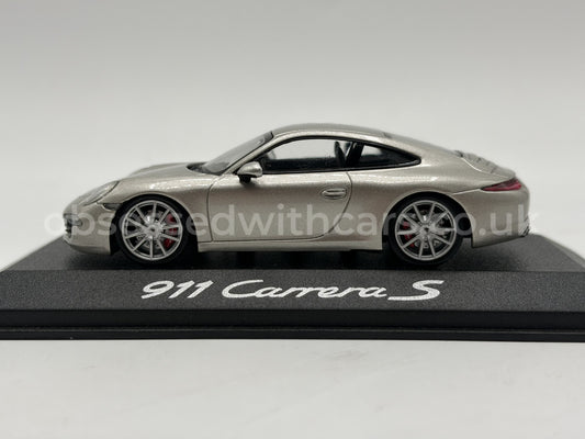 1/43 2012 Porsche 911 (991.1) Carrera S - Spark Dealer Model | Model Car