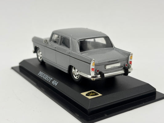 1/43 1964 Peugeot 404 - Del Prado | Model Car