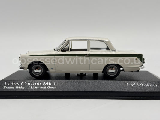1/43 1964 Lotus Cortina MK1 - Ermine White / Sherwood Green - Minichamps | Model Car