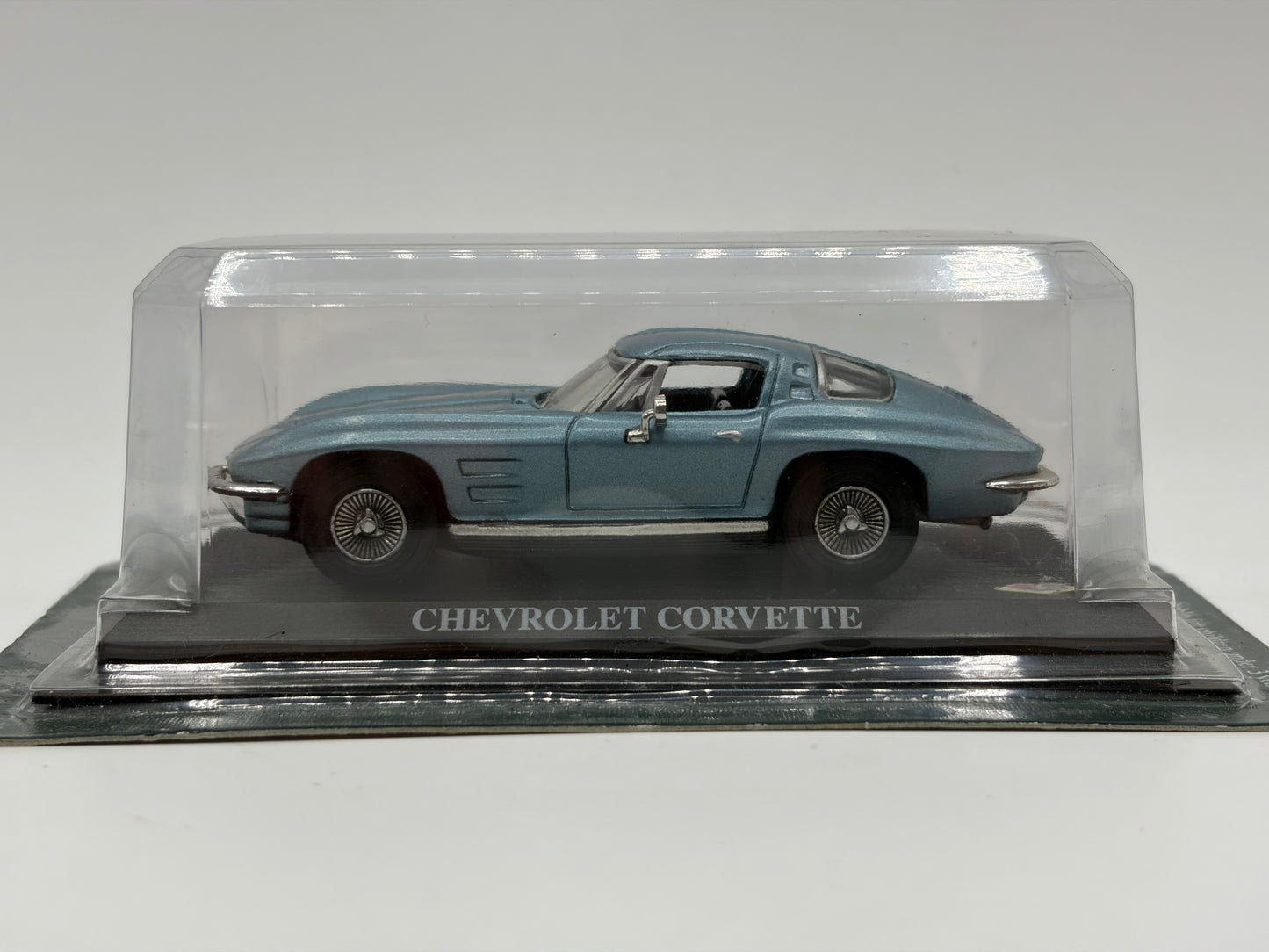 1/43 1963 Chevrolet Corvette Stingray - Del Prado | Model Car