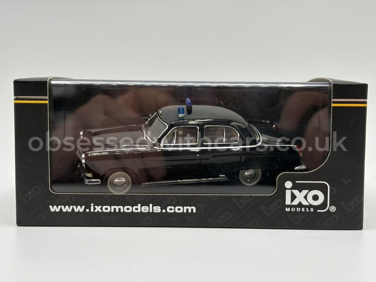 1/43 1965 Volga M-21 - Finland Police - Soviet Border | Model Police Car