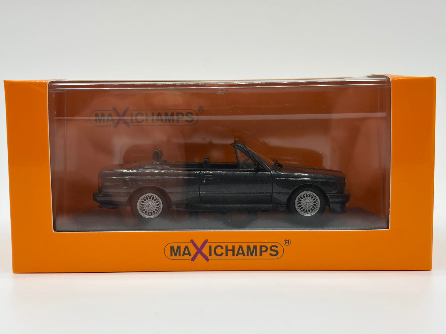 1/43 1988 BMW M3 (E30) Cabriolet - Maxichamps | Model Car