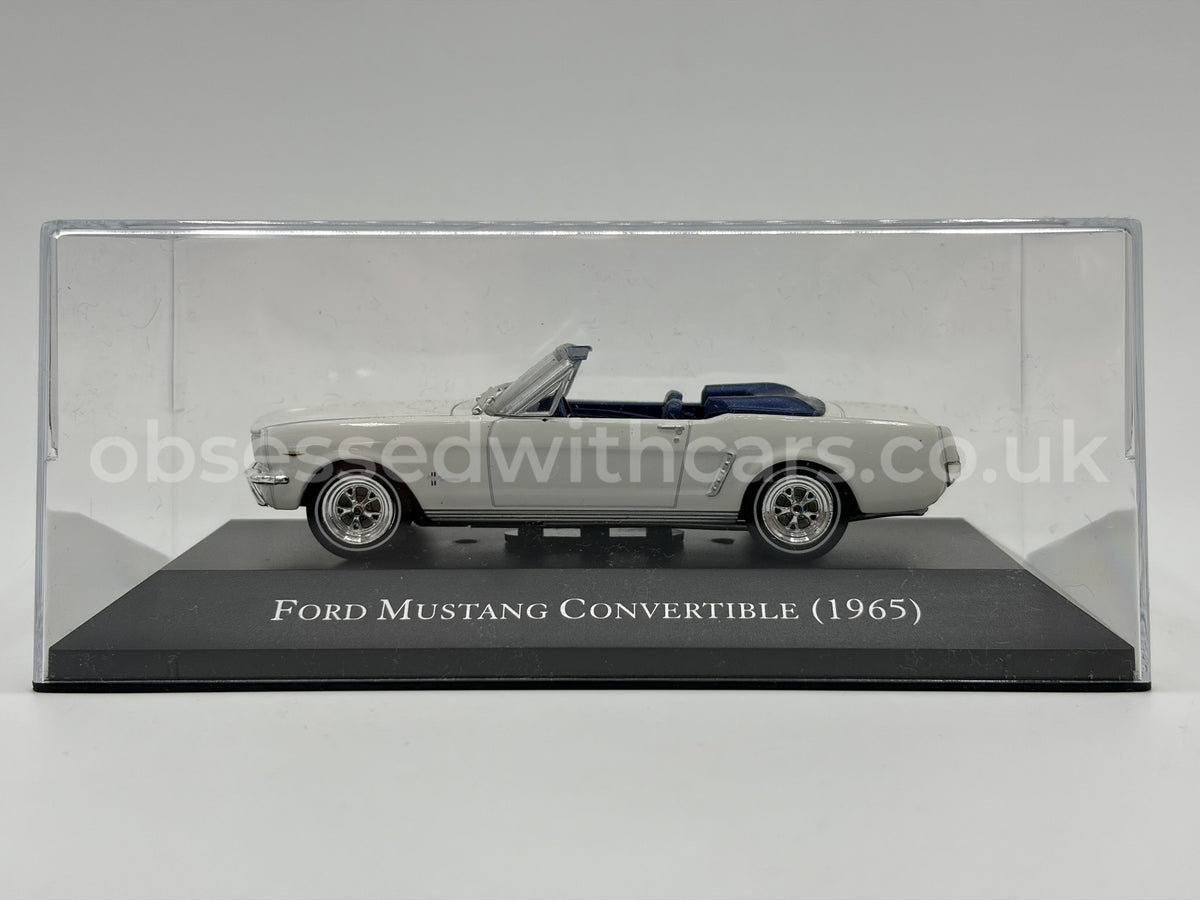 1/43 1965 Ford Mustang Convertible | Model Car | American Car Collection