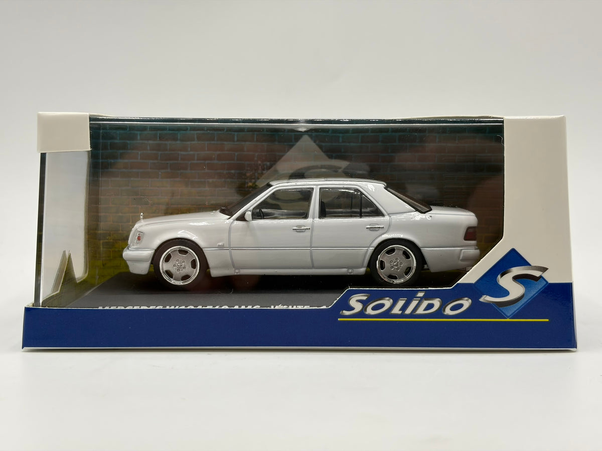 1/43 1994 Mercedes W124 E60 AMG - White - Solido | Model Car
