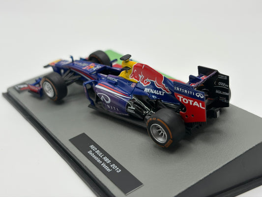 1/43 2013 Red Bull RB9 - Sebastian Vettel | Model F1 Car