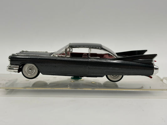 1/43 1959 Cadillac Type 62 Closed Cabriolet - Vitesse | Model Car