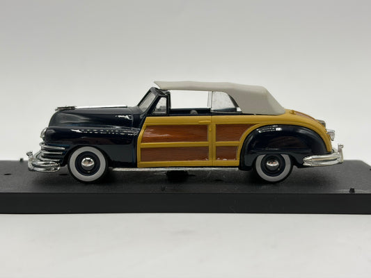 1/43 1947 Chrysler Town & Country Closed Convertible - Vitesse | Model Car
