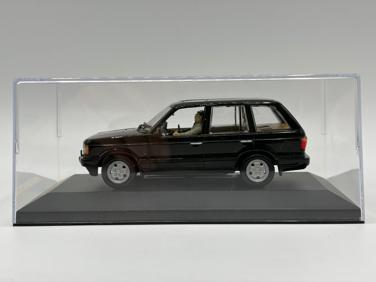 1/43 1997 Range Rover 4.6 HSE | Model Car