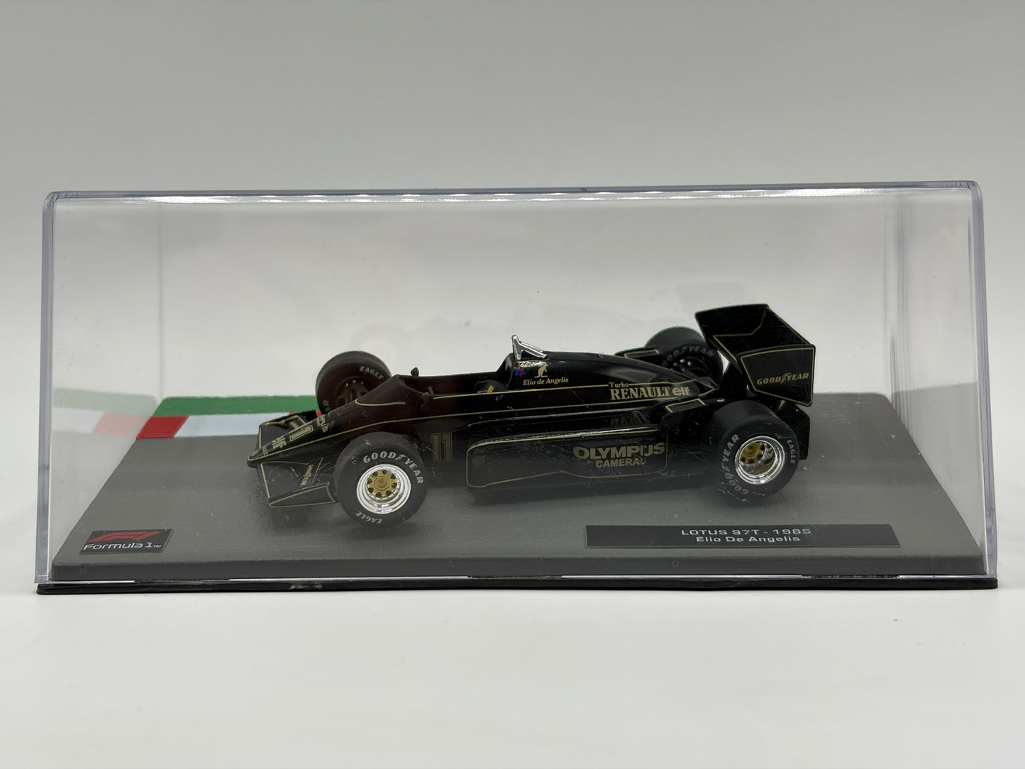 1/43 1985 Lotus 97T - Elio de Angelis | Model F1 Car