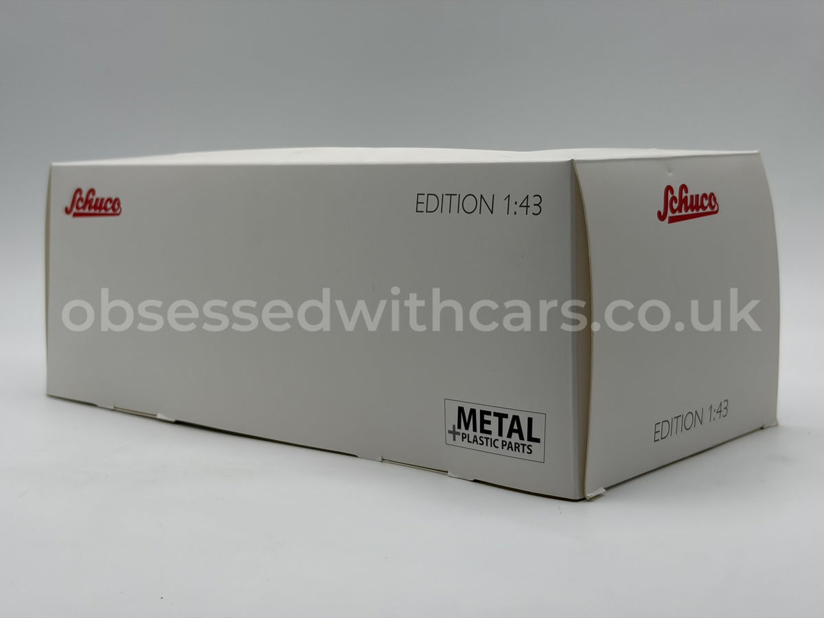 1/43 1968 Volkswagen T1B Pickup & #53 Herbie on Trailer - Schuco | Model Car