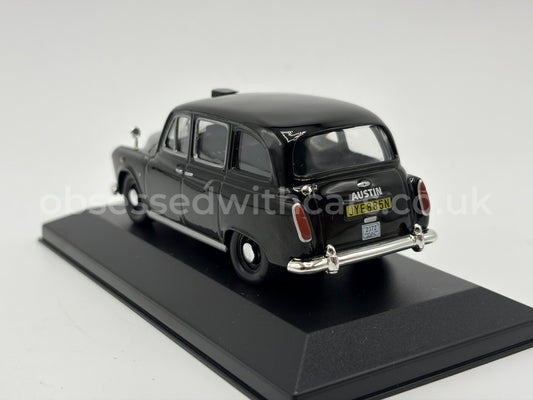 1/43 1975 Austin FX4 Taxi | Model Car