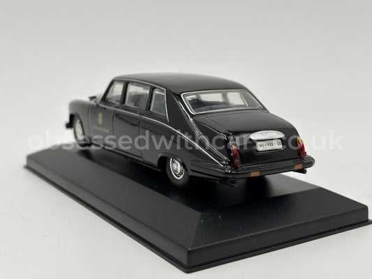 1/43 1992 Daimler Limousine | Model Car