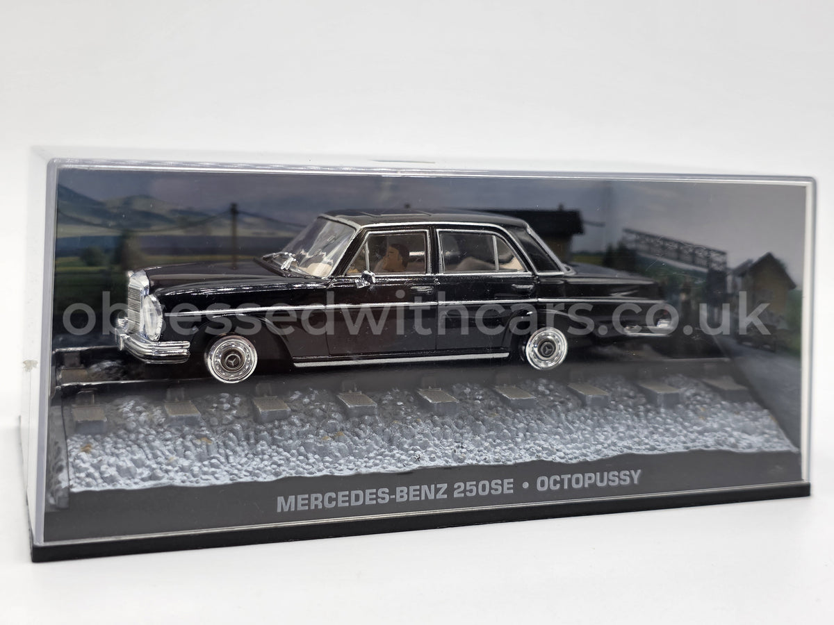 1/43 1967 Mercedes-Benz 250SE - Octopussy / James Bond | Model Car
