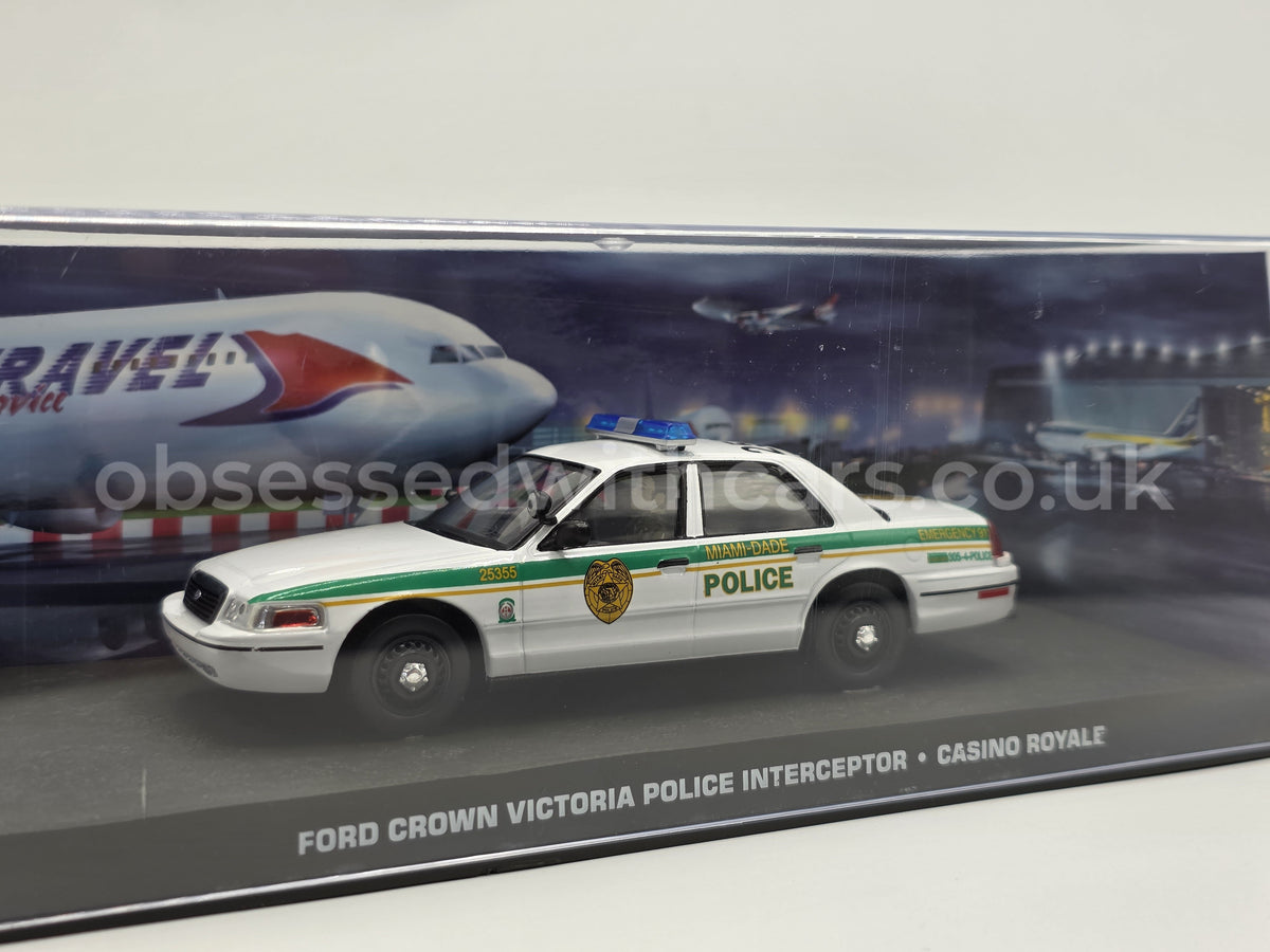 1/43 2001 Ford Crown Victoria - Casino Royale / James Bond | Model Car