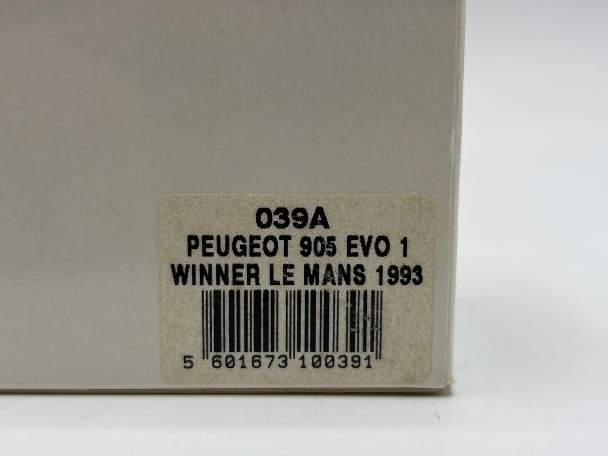 1/43 1993 Peugeot 905 - Bouchut / Brabham / Helary | Model Le Mans Car