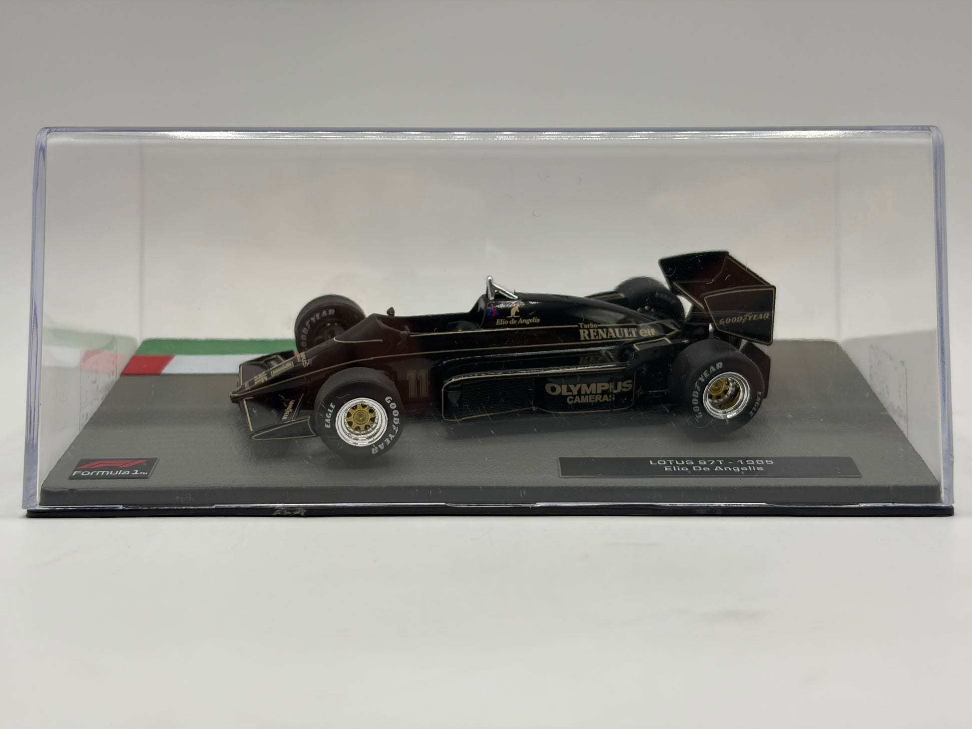1/43 1985 Lotus 97T - Elio de Angelis | Model F1 Car