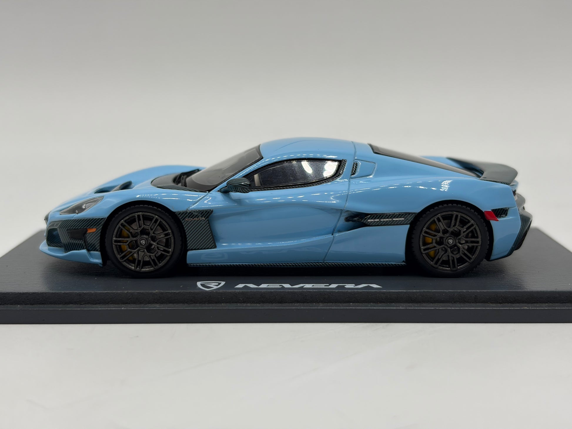 1/43 2022 Rimac Nevera - Stratos Blue - Schuco | Model Car
