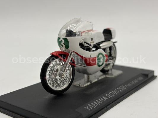 1/24 1968 Yamaha RD05 250 - Phil Read | Champion Racing Bikes