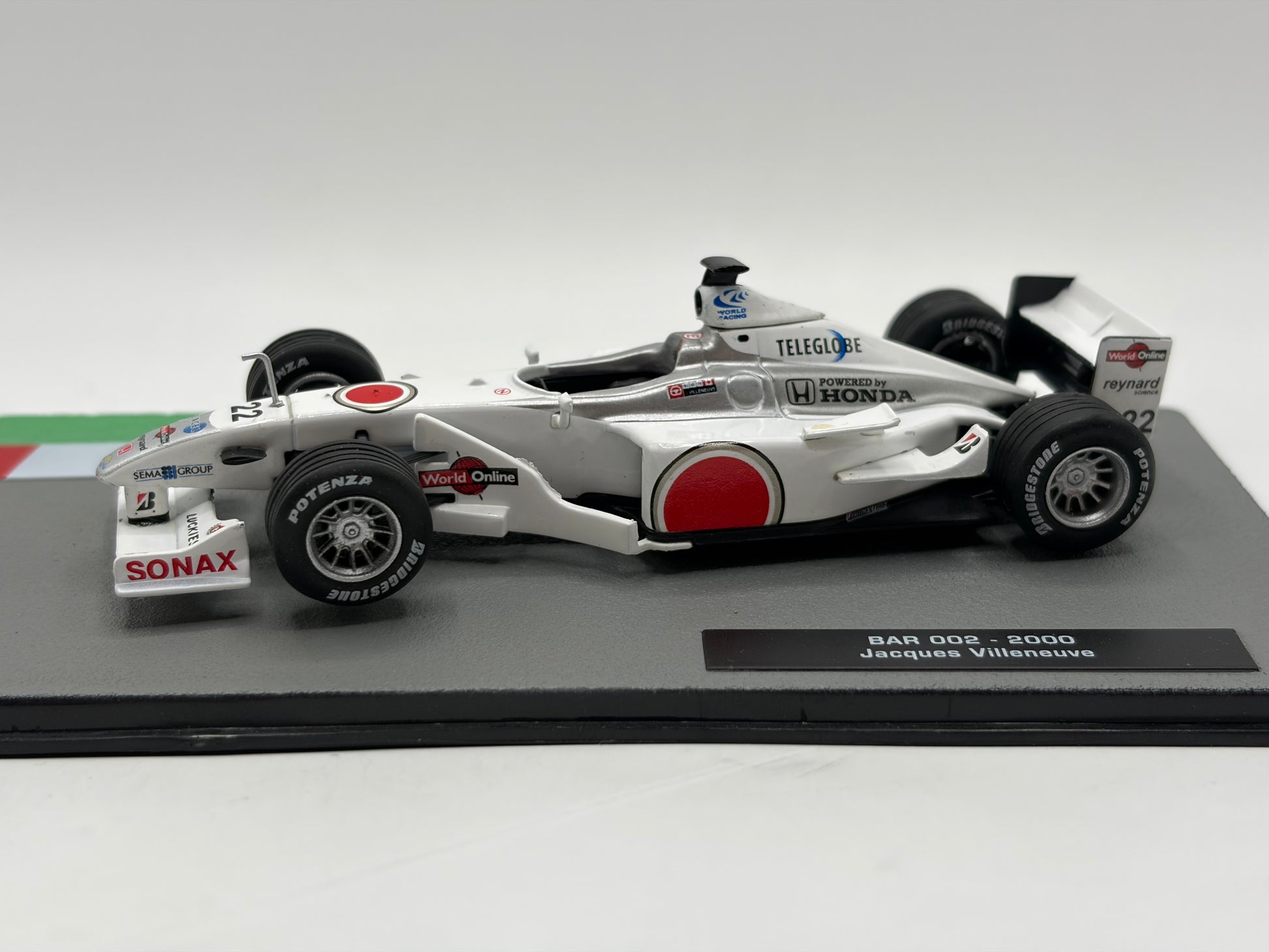 1/43 2000 BAR Honda 002 - Jacques Villeneuve | Model F1 Car