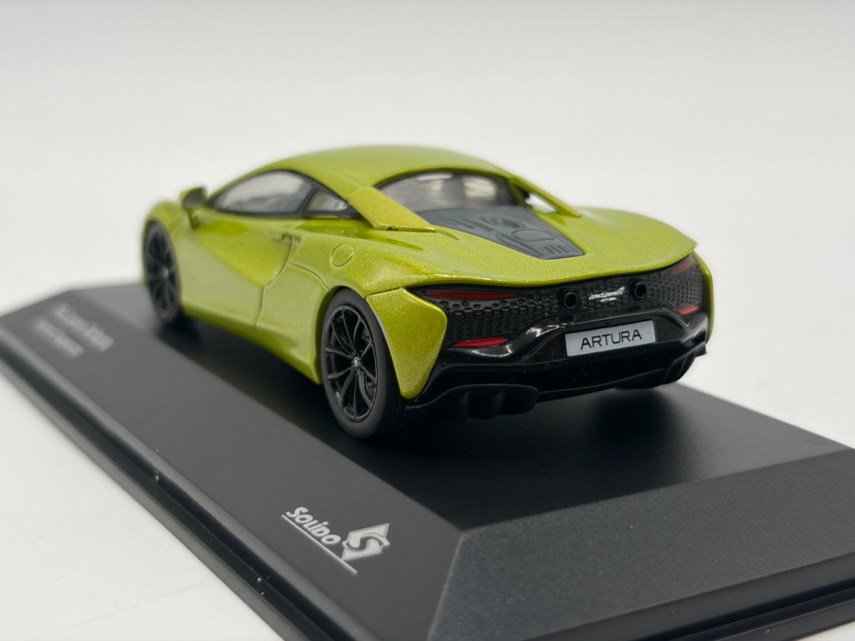 1/43 2022 McLaren Artura - Flex Green - Solido | Model Car
