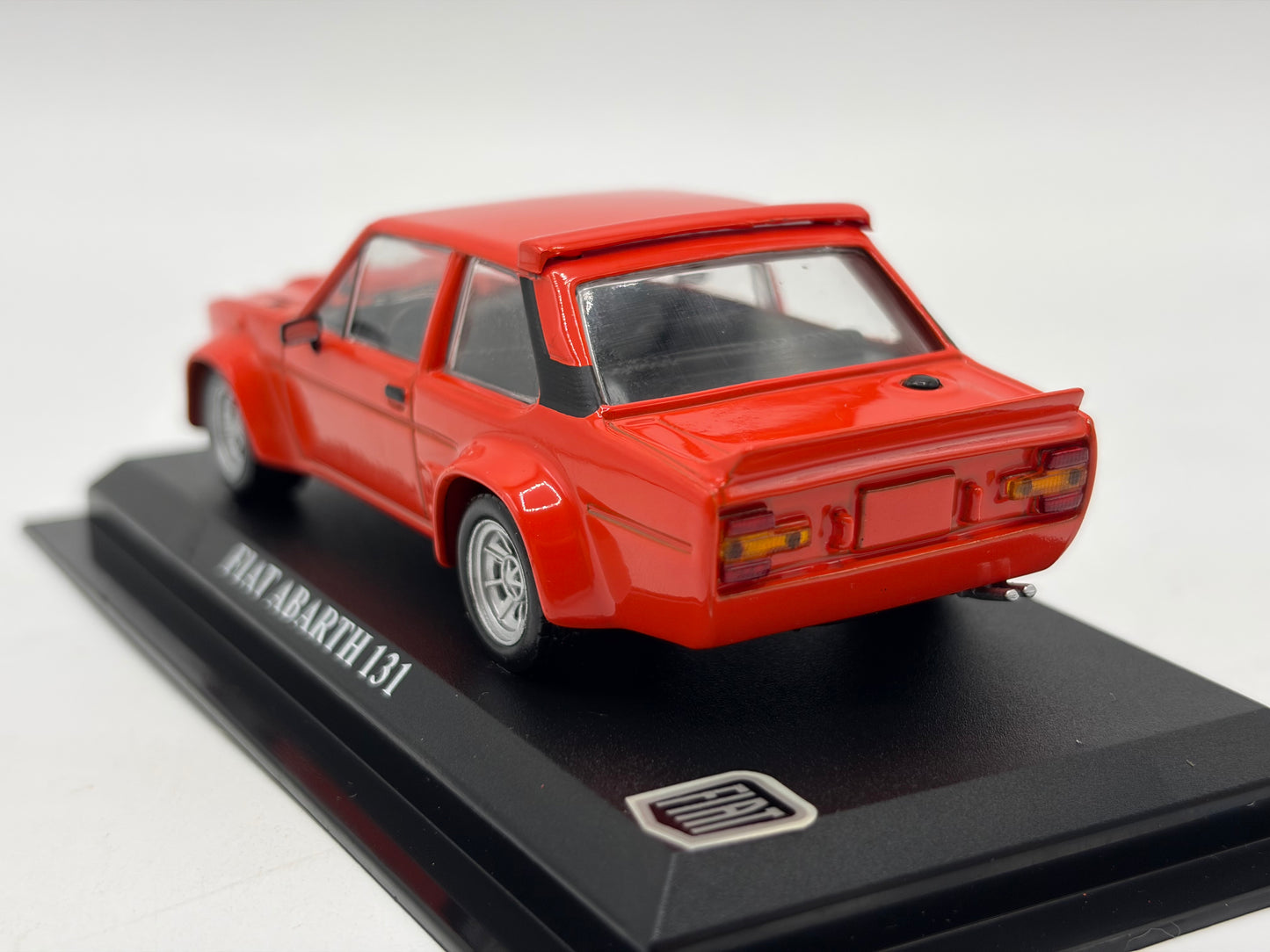 1/43 1976 Fiat 131 Abarth - Del Prado | Model Car