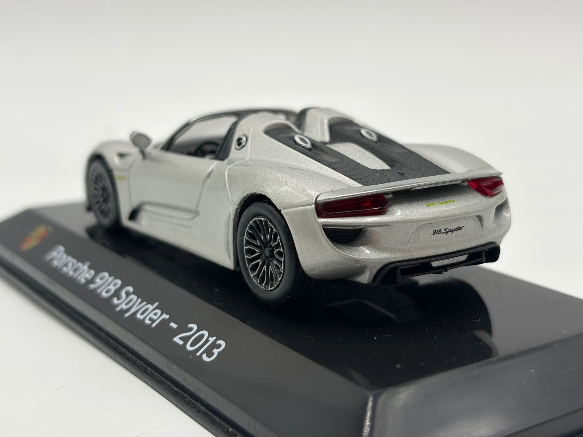 1/43 2013 Porsche 918 Spyder | Model Car | Supercar Collection