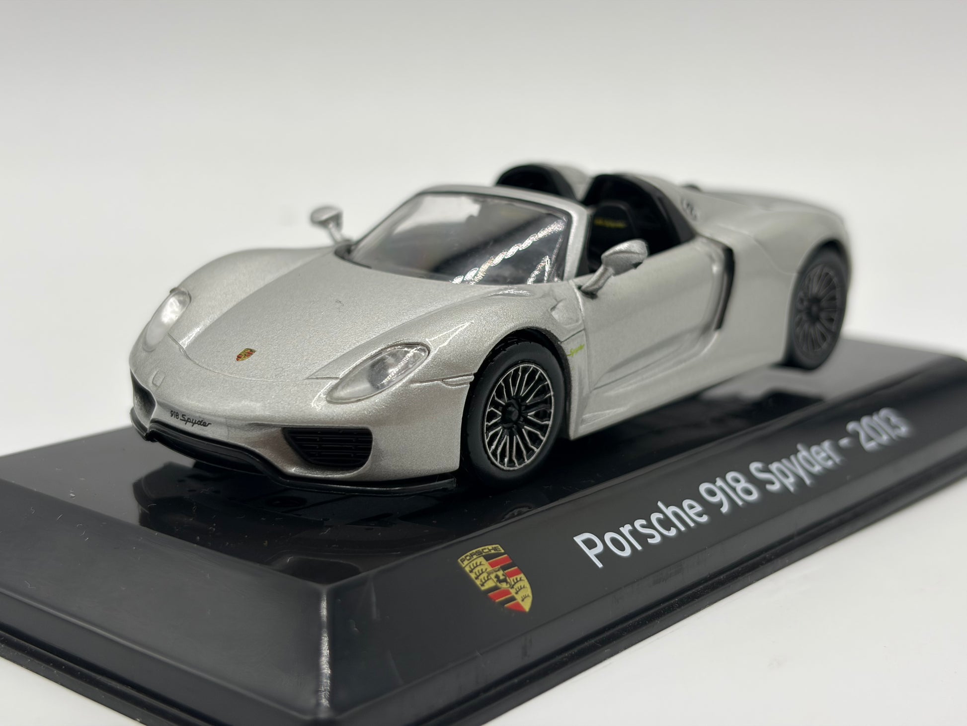 1/43 2013 Porsche 918 Spyder | Model Car | Supercar Collection