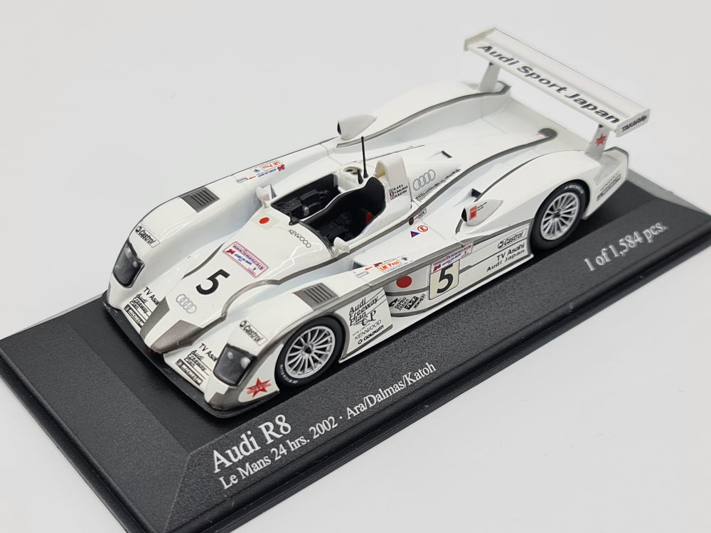 1/43 2002 Audi R8 - Ara / Dalmas / Katoh - Minichamps | Model Le Mans Car