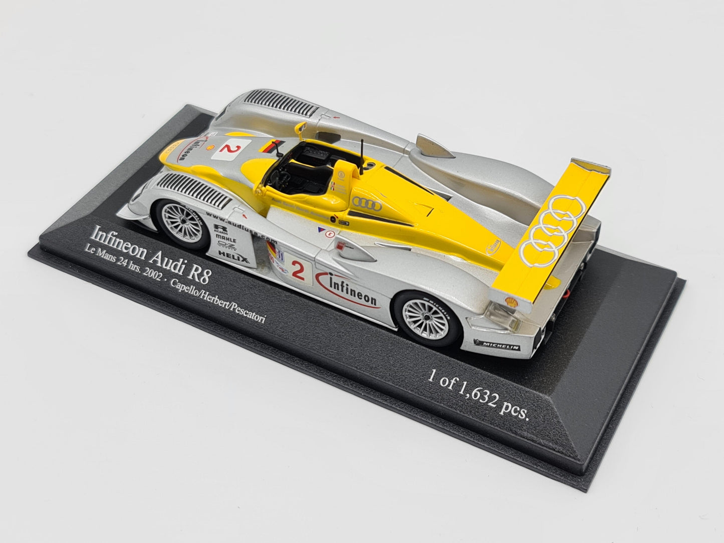 1/43 2002 Infineon Audi R8 - Capello / Herbert / Pescatori - Minichamps