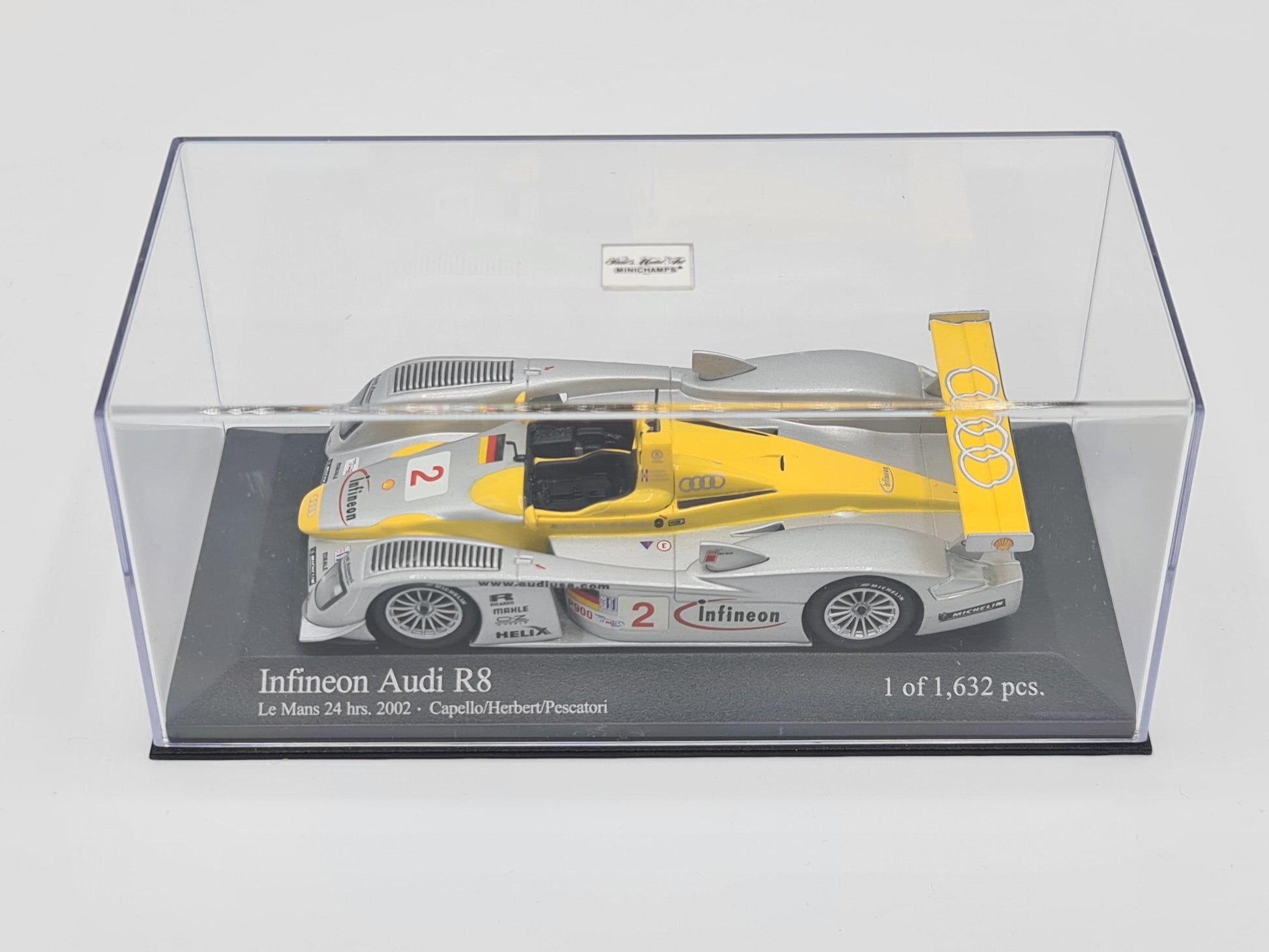 1/43 2002 Infineon Audi R8 - Capello / Herbert / Pescatori - Minichamps