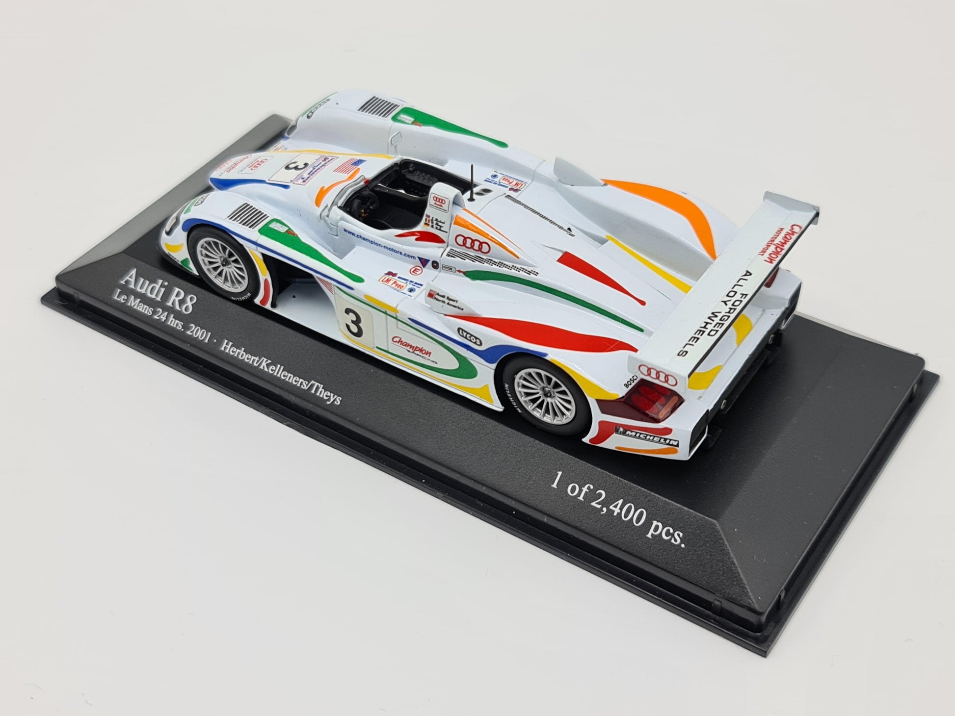 1/43 2001 Audi R8 - Herbert / Kelleners / Theys - Minichamps