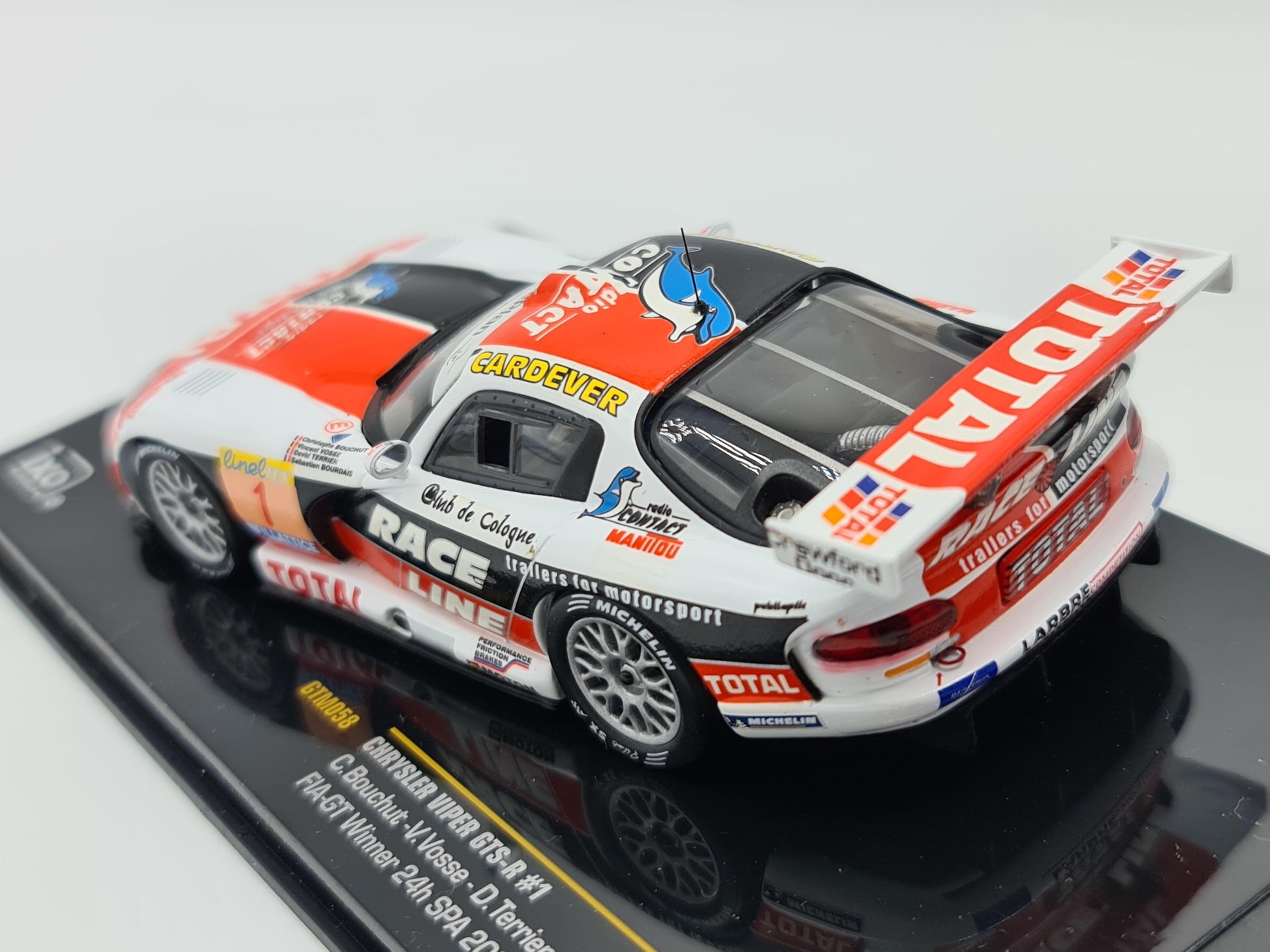 1/43 2002 Chrysler Viper GTS-R - 24h Spa - Bouchut / Voss / Terrien / Bourdais - IXO | Model Car