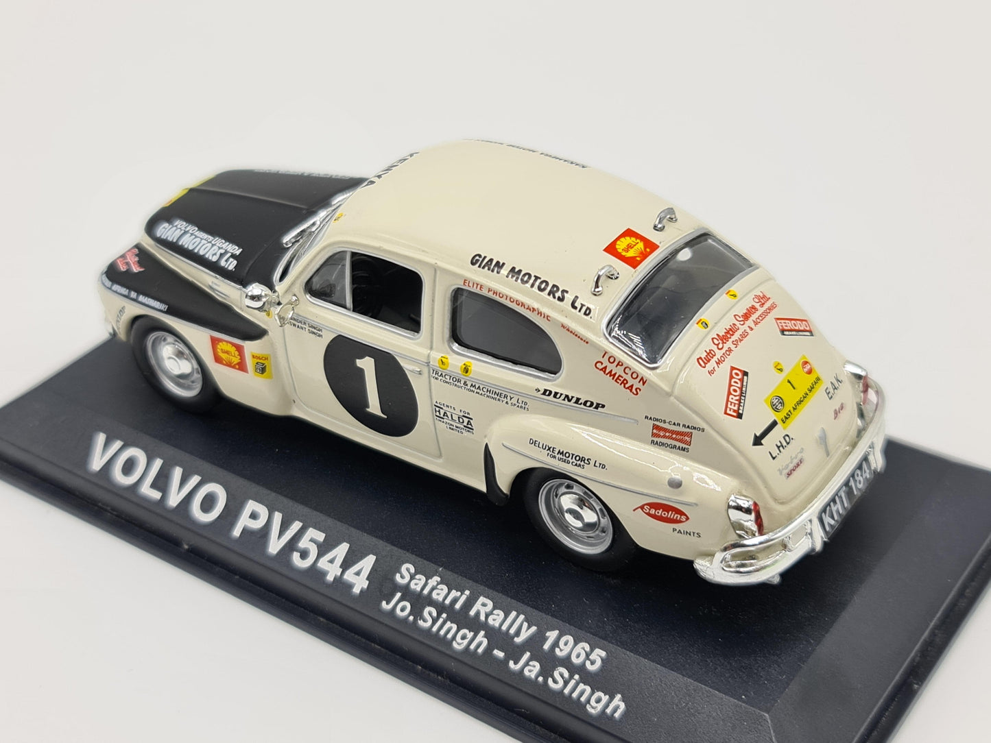 1/43 1965 Volvo PV544 - Safari Rally - Singh / Singh