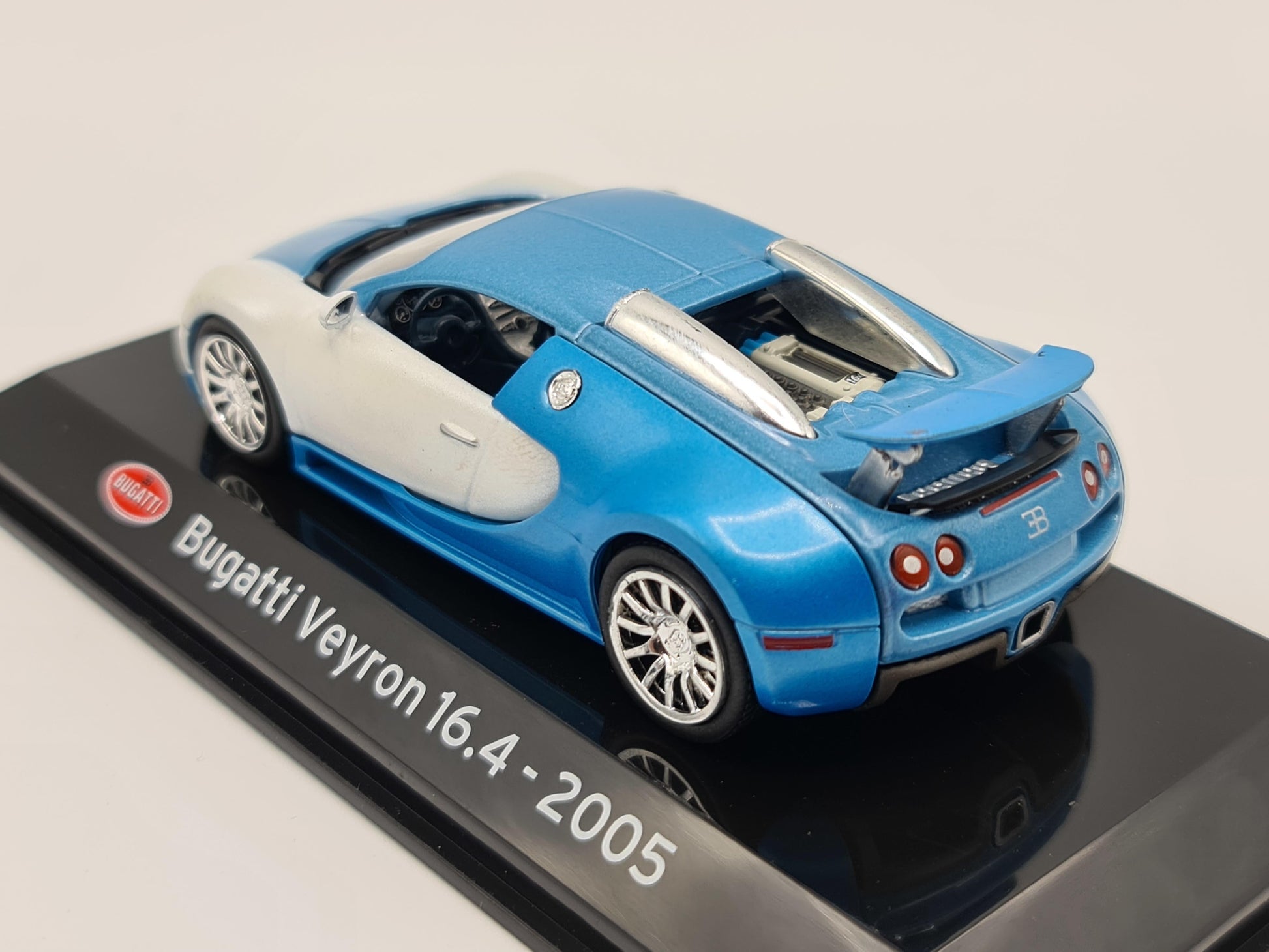 1/43 2015 Bugatti Veyron 16.4 | Model Car