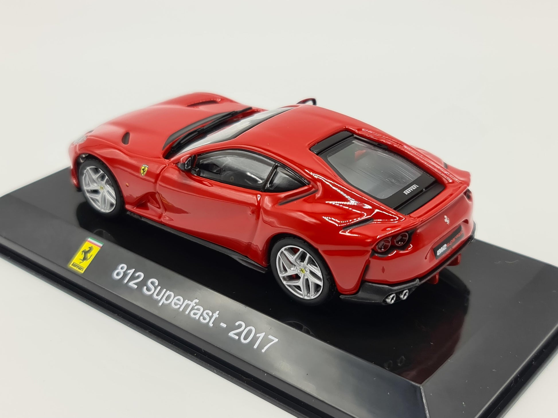 1/43 2017 Ferrari 812 Superfast | Model Car