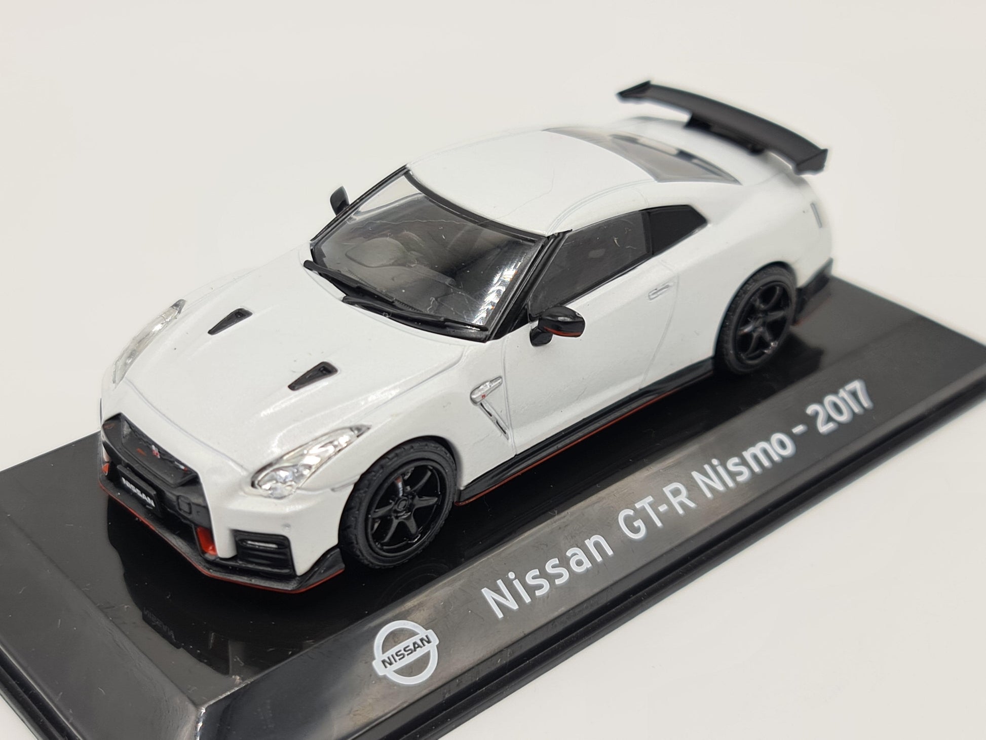 1/43 2017 Nissan GT-R Nismo