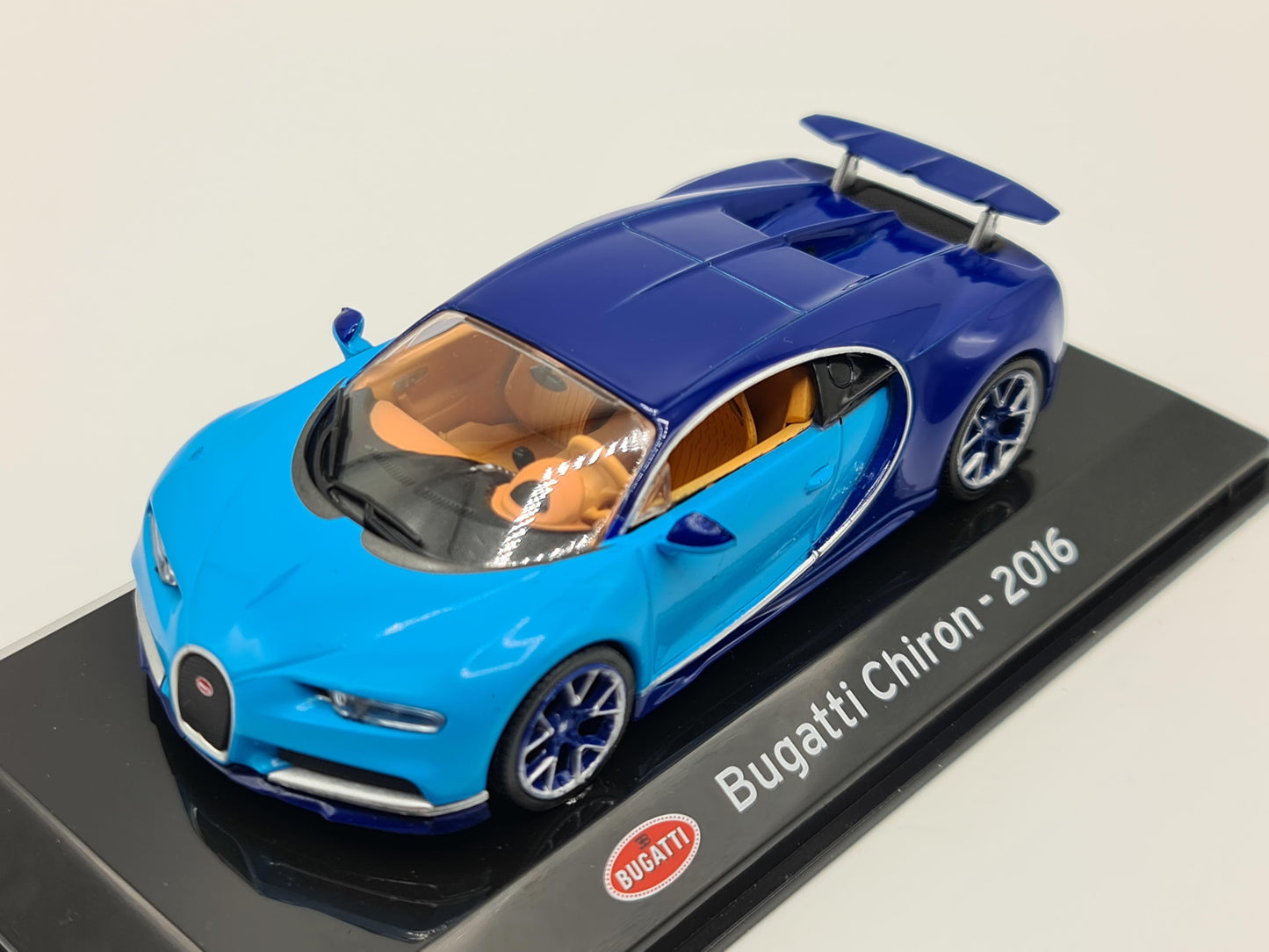 1/43 2016 Bugatti Chiron