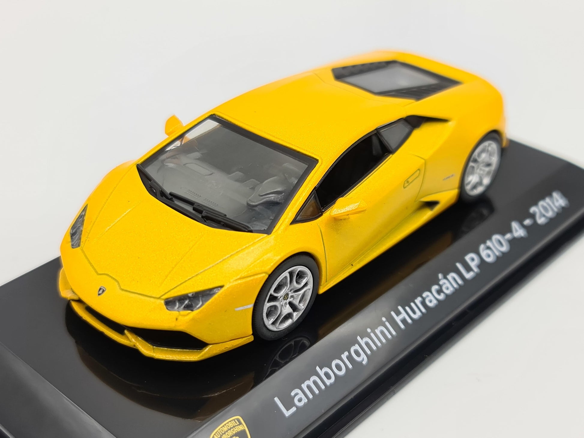 1/43 2014 Lamborghini Huracan LP 610-4